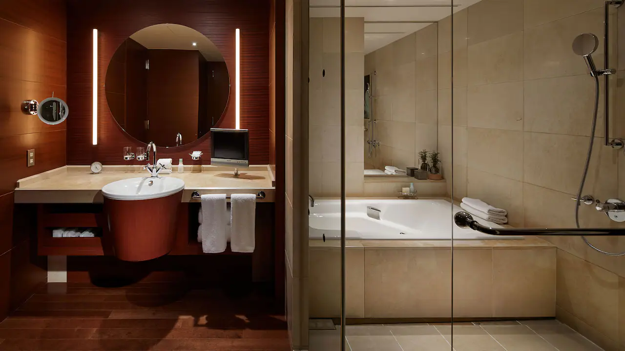 Grand-Hyatt-Tokyo-P779-New-Grand-Executive-Suite-King-Bathroom.16x9
